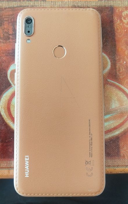 Продам Huawei Y6