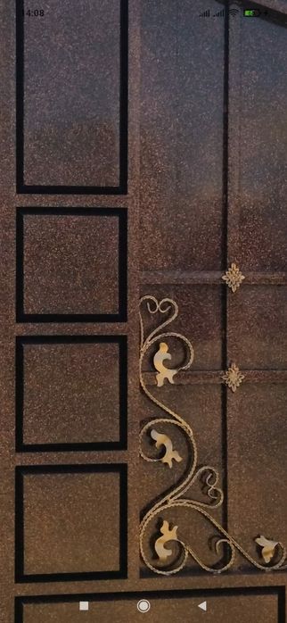 покраска ворот и дверей