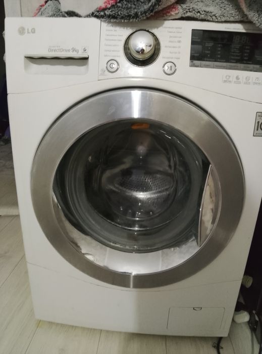Продам стиральную машину