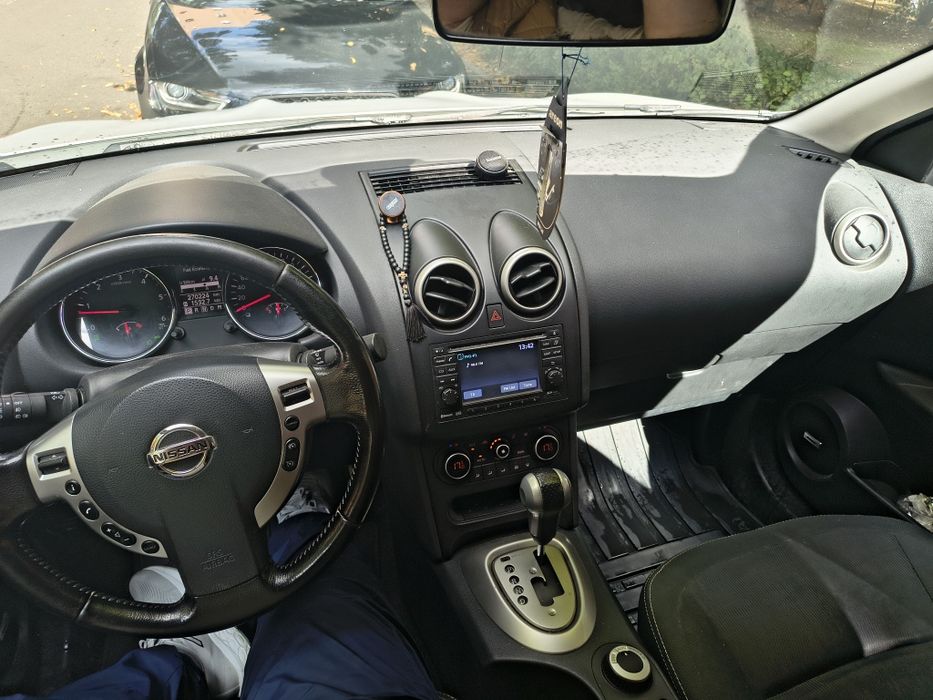 Nissan Qashqai automată