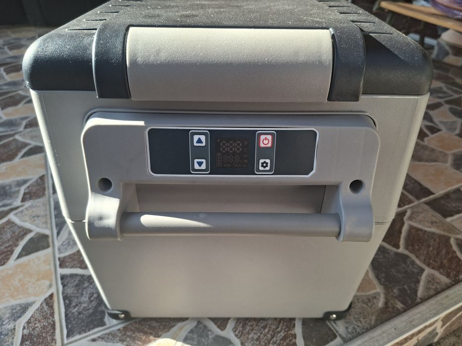 Frigider auto 35 l