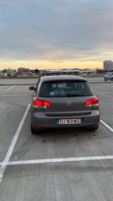 Vând Golf 6 2010.