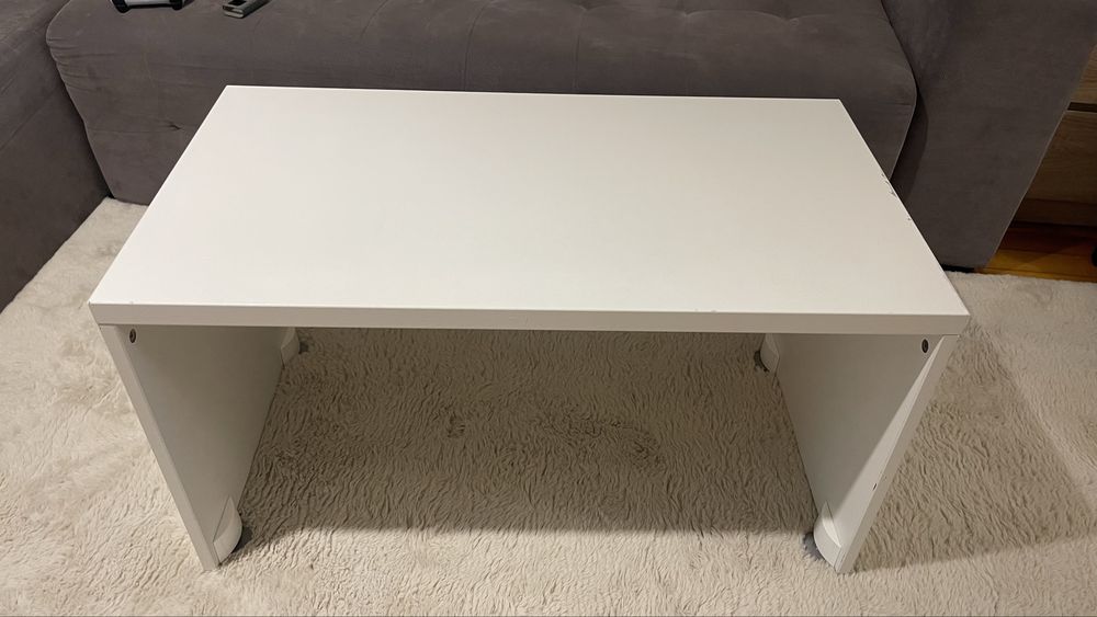 маса тип пейка Smastad Ikea