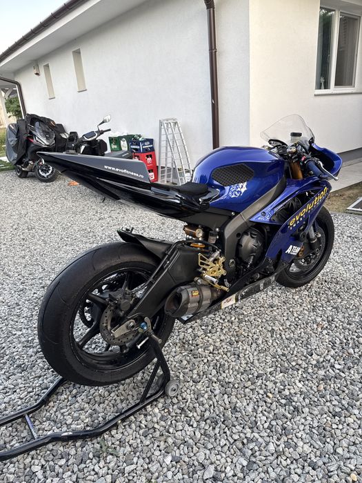 Yamaha R6 2011 , pregatita pentru circuit
