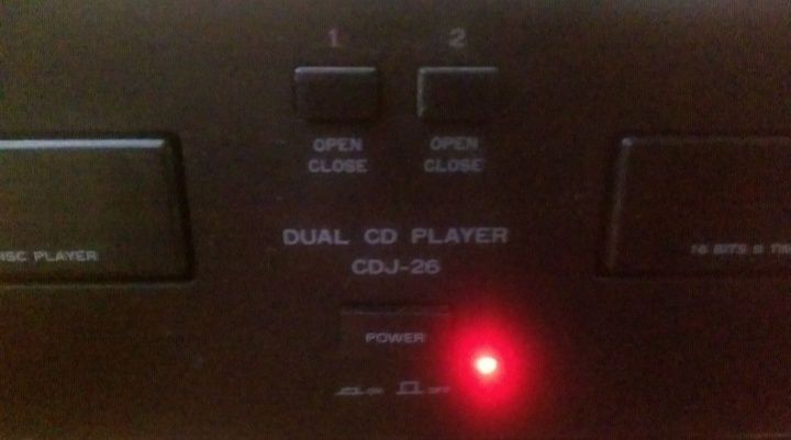 Acoustic Control Dual CD Player CDJ-26 cu Rack , are toate cablurile