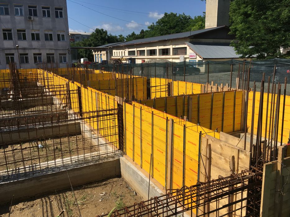 cofraj , cofraje , placa galbena , panou , Kaufmann K1 , cofra