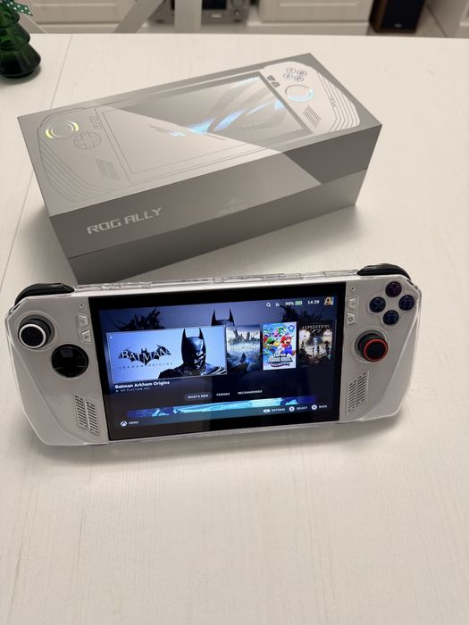 Asus Rog Ally Z1 Extreme  16 GB RAM 1 TB Baterie 80Wh