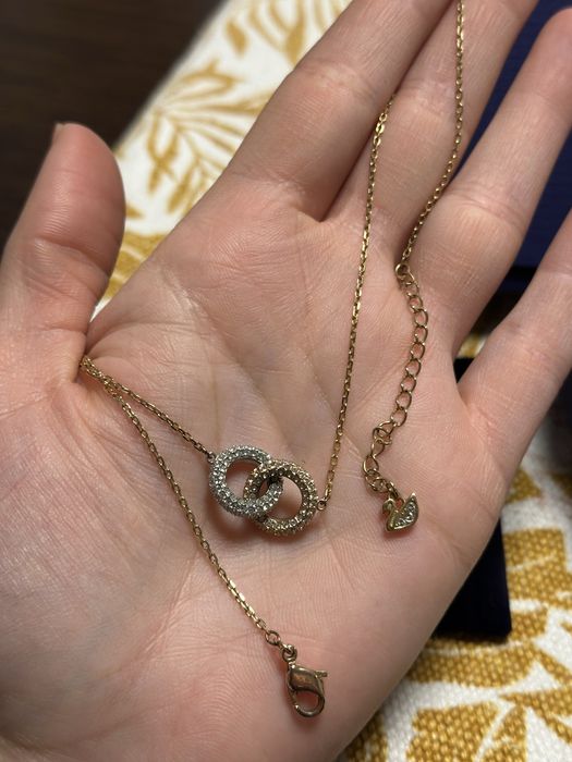 Swarovski колие