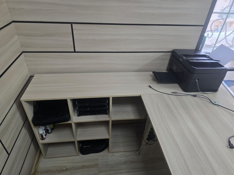 Продам стол доя офиса