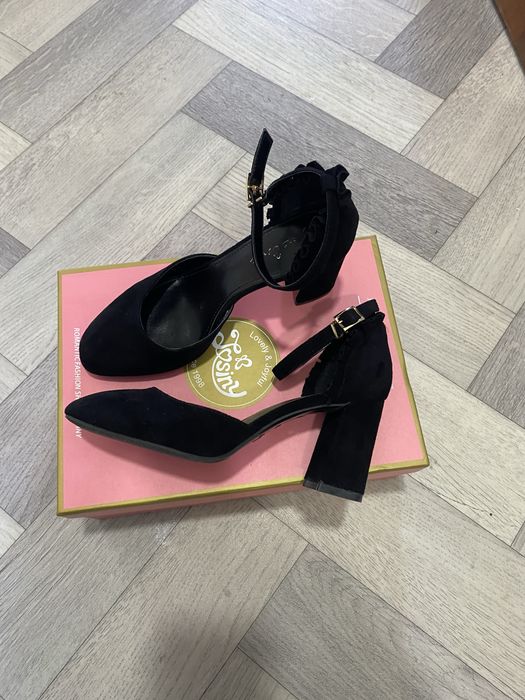 Туфли Josiny и Ваsconi