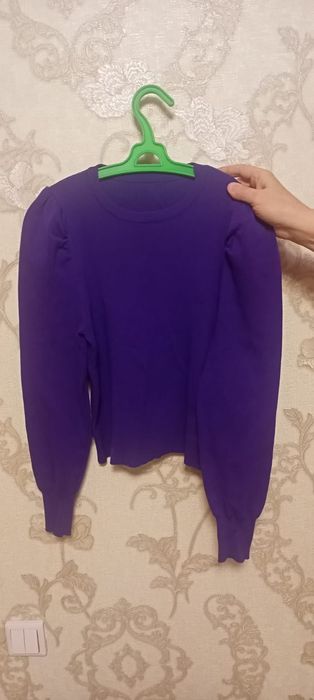 Продам женскую кофту