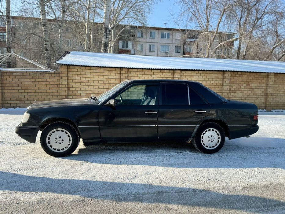 мерседес 124……..