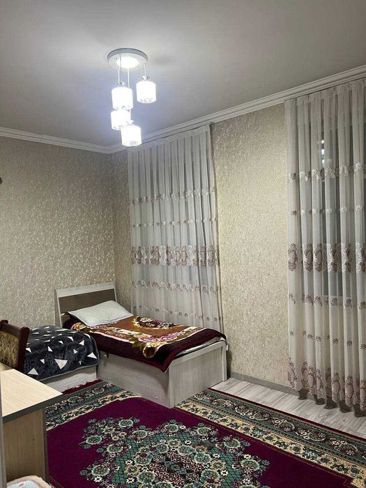 Назарбек, Харакат 2-сотих 5-хонали уй