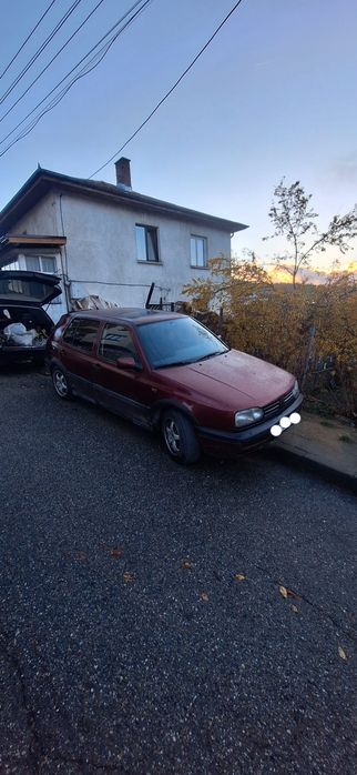 Голф 3 2.0 115кс  на части