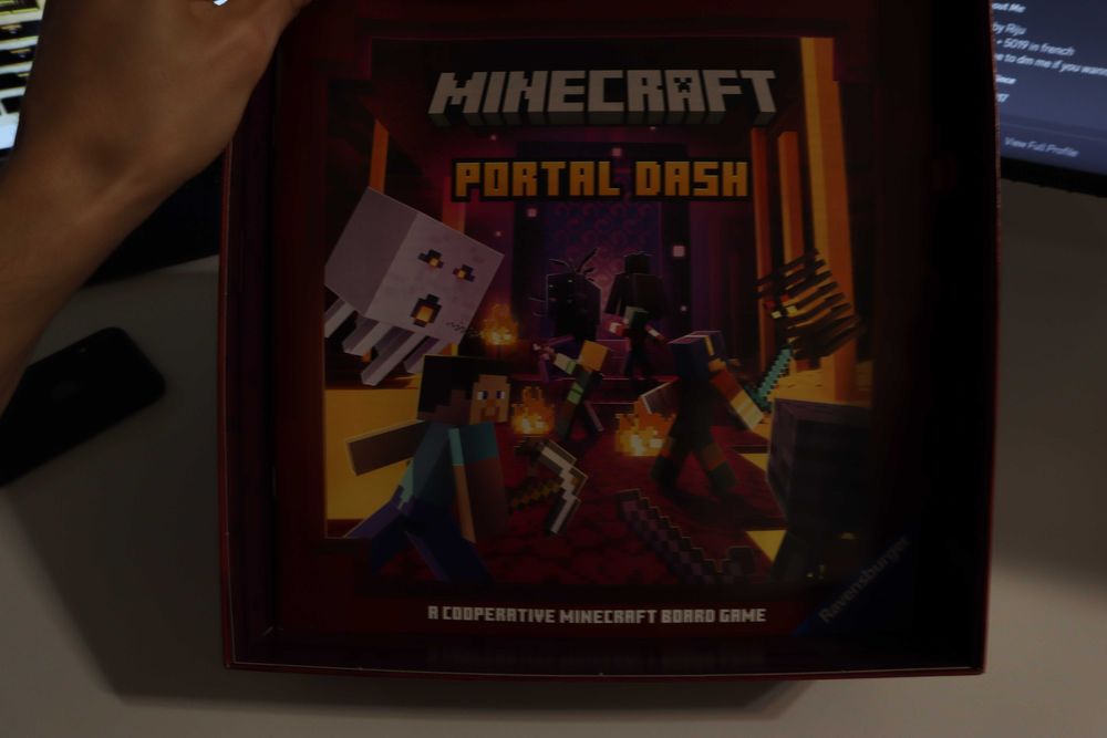 Minecraft Portal Dash