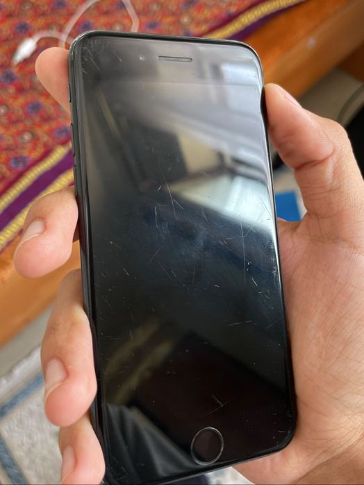 Iphone Se 128/75%
