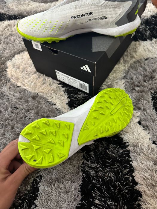 Adidas predator accuracy 3