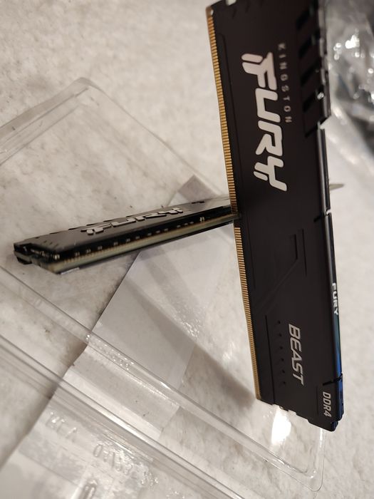 Memorie 16 GB RAM DD4