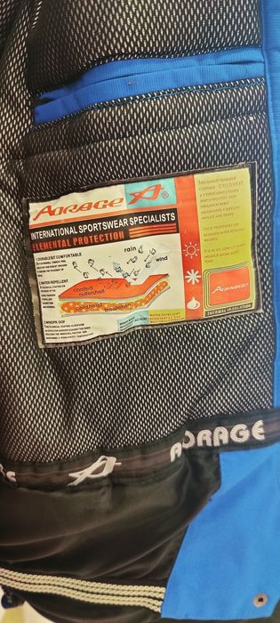 Продам горнолыжный костюм