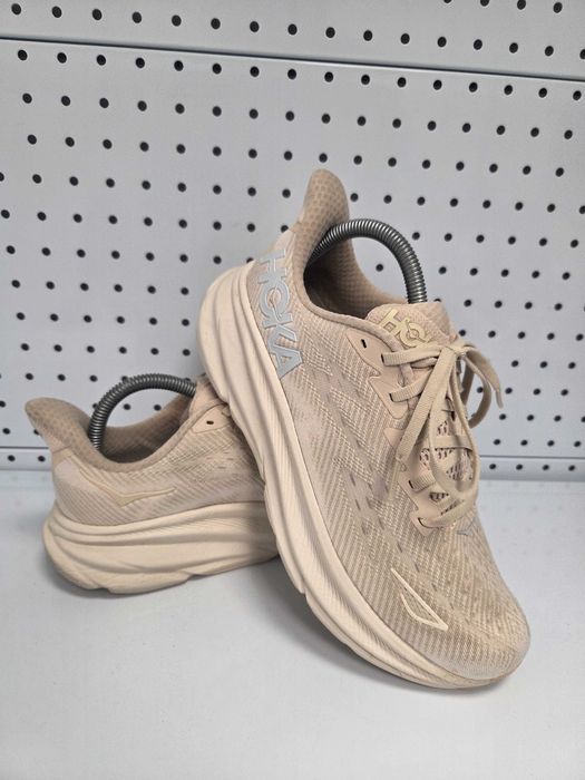 Оригинални дамски маратонки- Hoka Clifton 9