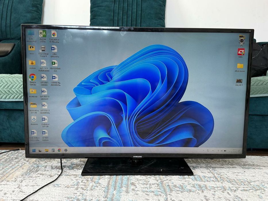 Продам телевизор