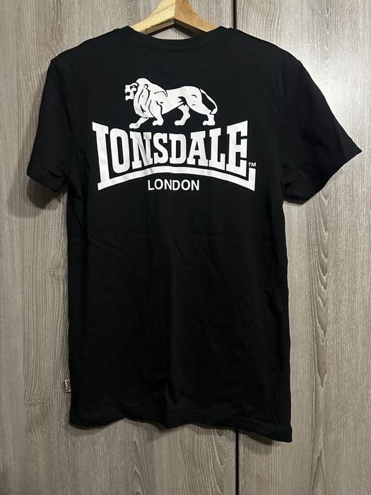 Мъжка Тениска Lonsdale размер S!