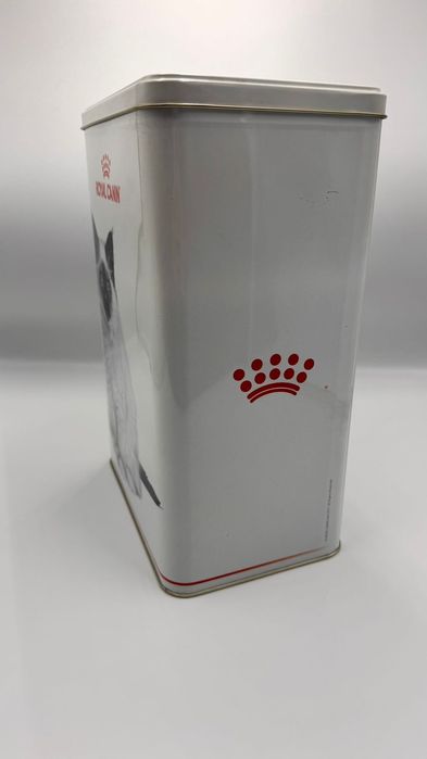 Банка коробка для корма кошки