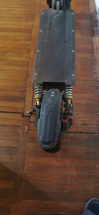 Trotineta kult 77