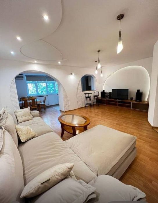 Ц.1 Сдается 3/3/4 ,80м² Мирзо Улукбекский  район, ориентир детская