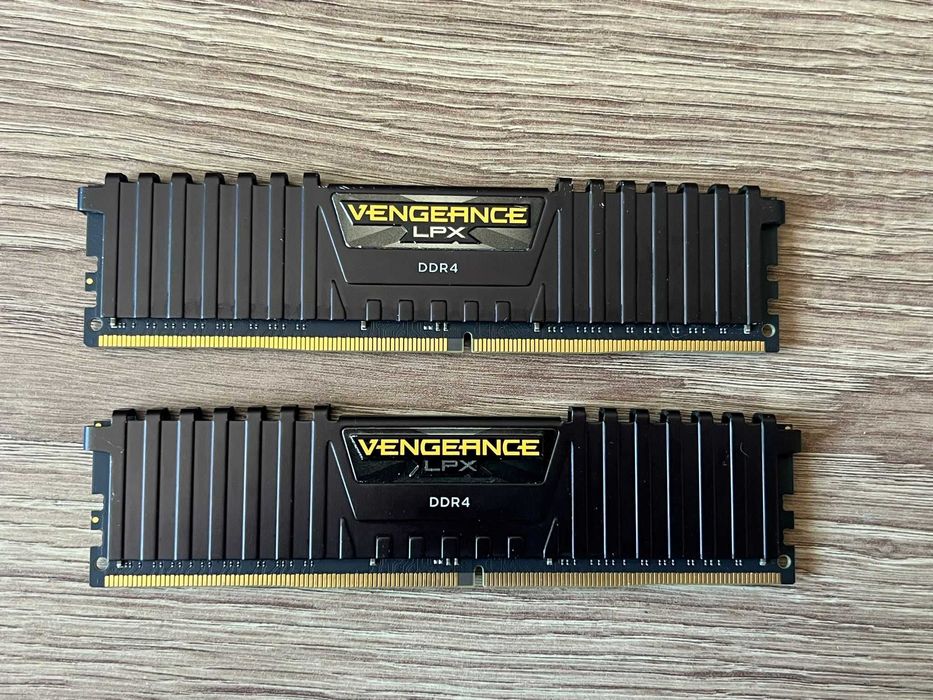 Kit rami Pc Calculator 32gb 2 x 16gb Corsair Vengeance LPX 3200 MHZ dual channel serii consecutive