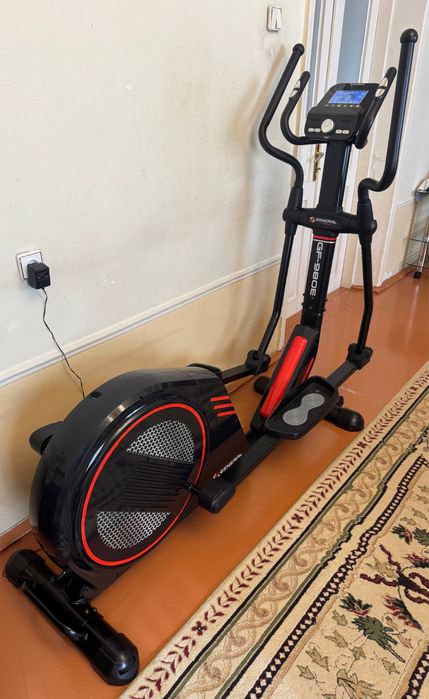 Эллиптический тренажер профессиональный