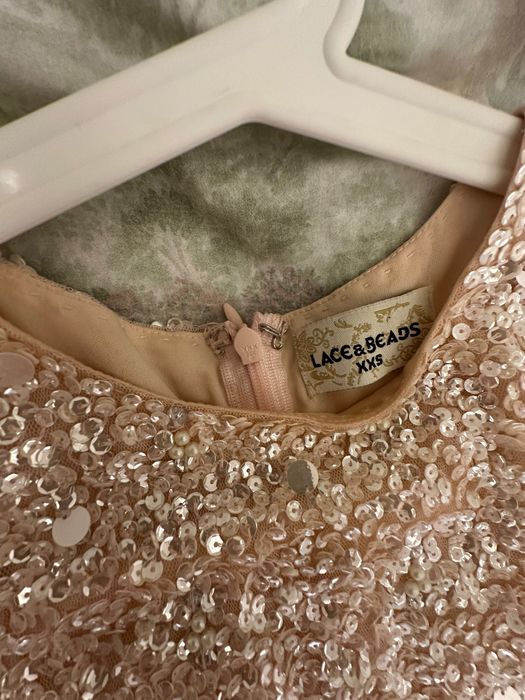 Розова рокля за специален повод