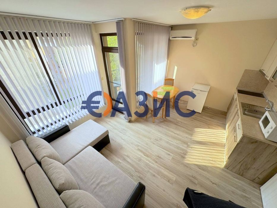 Продава се Едностаен апартамент в Несебър - 39 кв.м за 1357 €/кв.м - Снимка #1