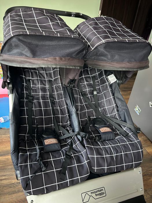 Количка за близнаци mountain buggy