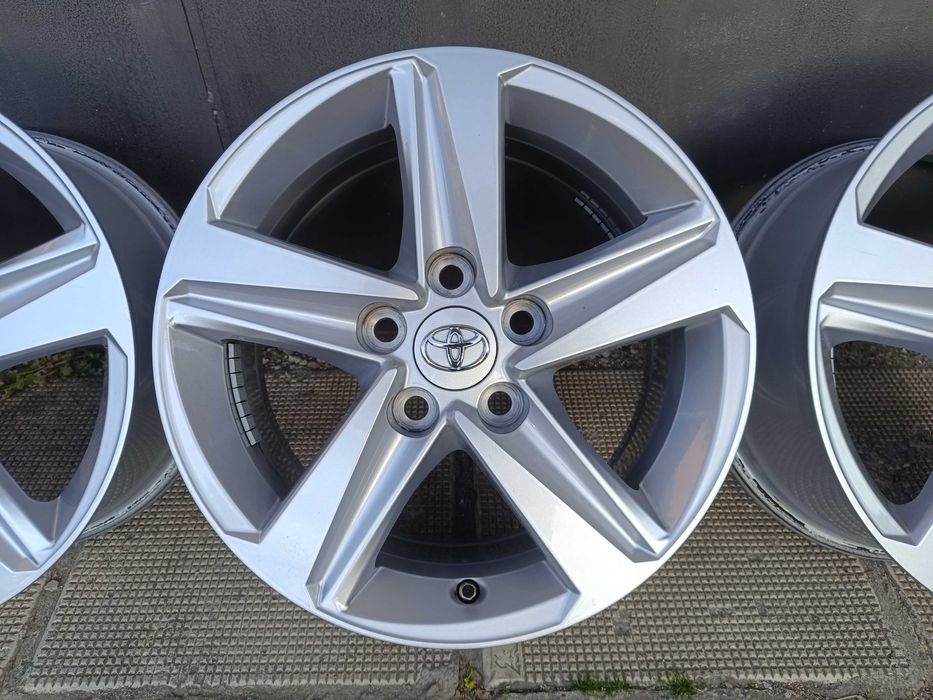 ОРИГИНАЛНИ джанти 16 ' цола 5x114,3 TOYOTA COROLLA AURIS / ТОЙОТА Корола Аурис + датчици