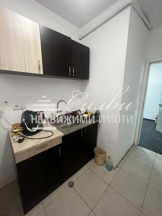Дава се под наем Офис в Шумен, Център - 80 кв.м за 306 € - Снимка #4