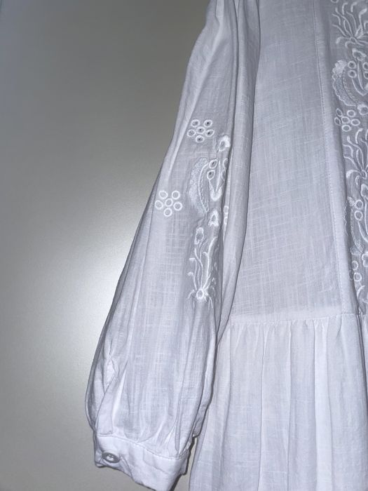 Белое хлопковое платье с вышивкой•Турция•Размер 38