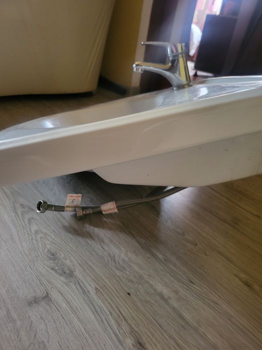 Vând chiuvetă/lavoar ceramică