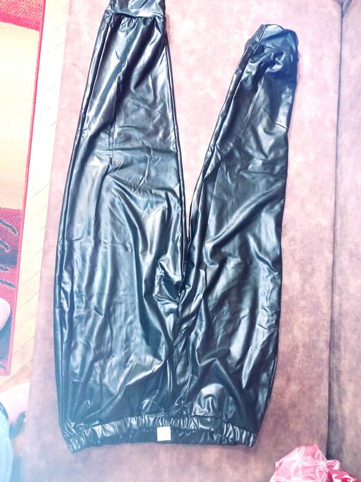 Кожен  дамски панталон