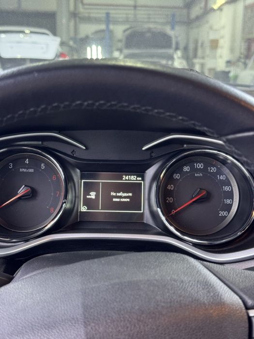 Продаётся Chevrolet Onix Premier