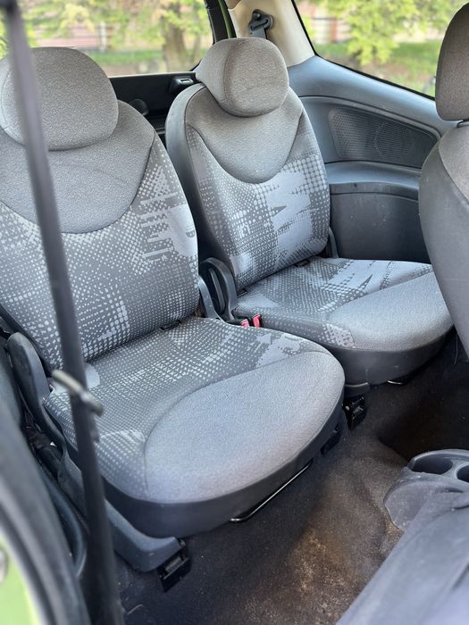 Vand citroen c2 1.4 benzina