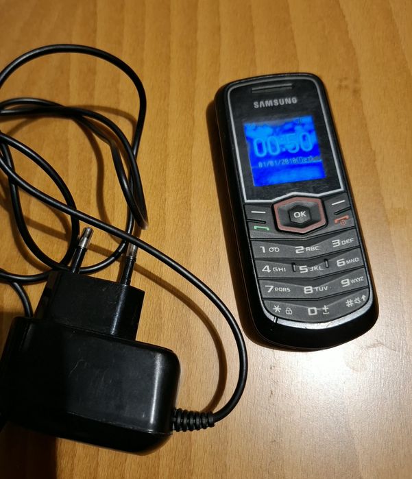 Два телефона с копчета Nokia  и Samsung. Цена за двата