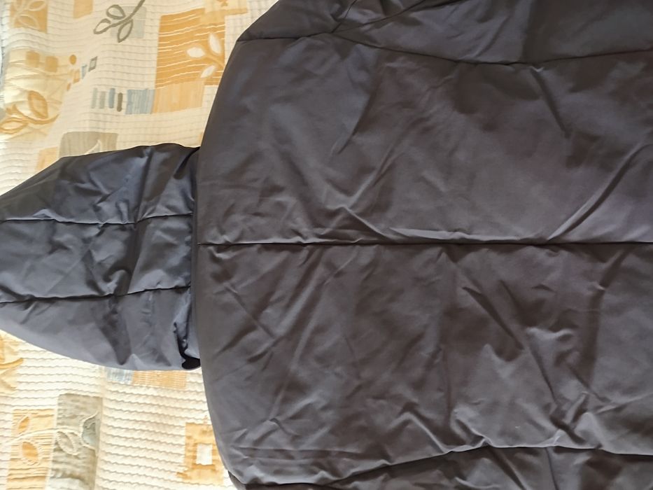 Чисто ново мъжко яке + подаръци