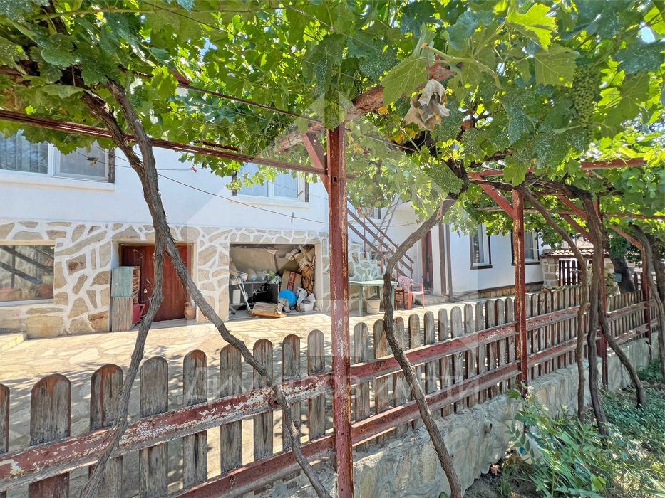 Продава се Къща в с. Войвода, Област Шумен - 105 кв.м за 534 €/кв.м - Снимка #19