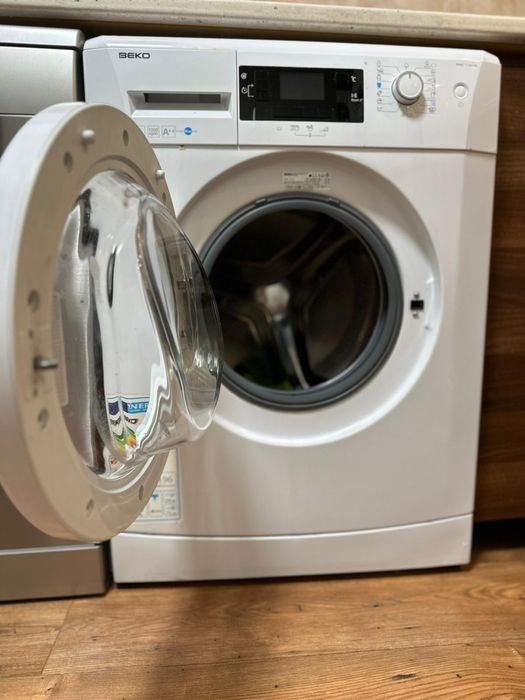 Masina de spalat rufe Beko stare foarte buna