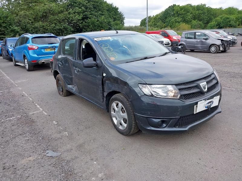 Dezmembrez Dacia Sandero 2 [Fabr 2012-prezent]