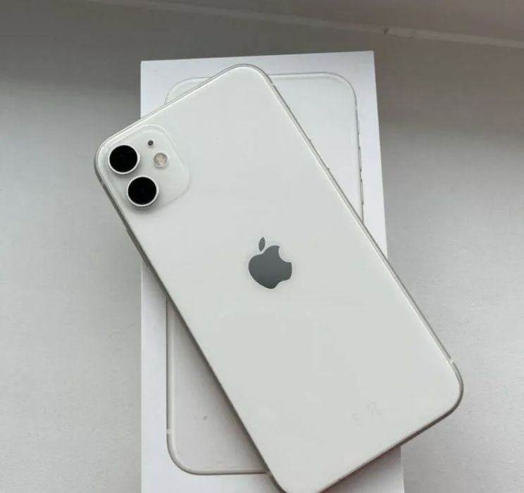 Айфон 11 64гб срочно продам