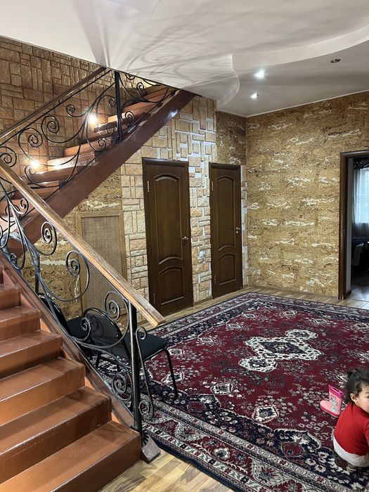 Сдается коттедж в центре.