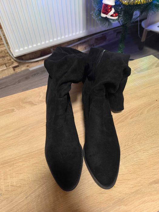 Дамски ботуши 42 номер. Като нови