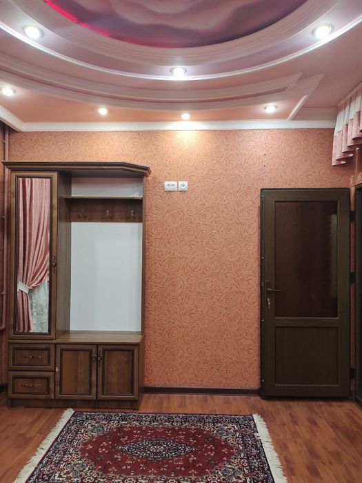 Метро Беруний 5/1/9 Хувайдо Тойхона